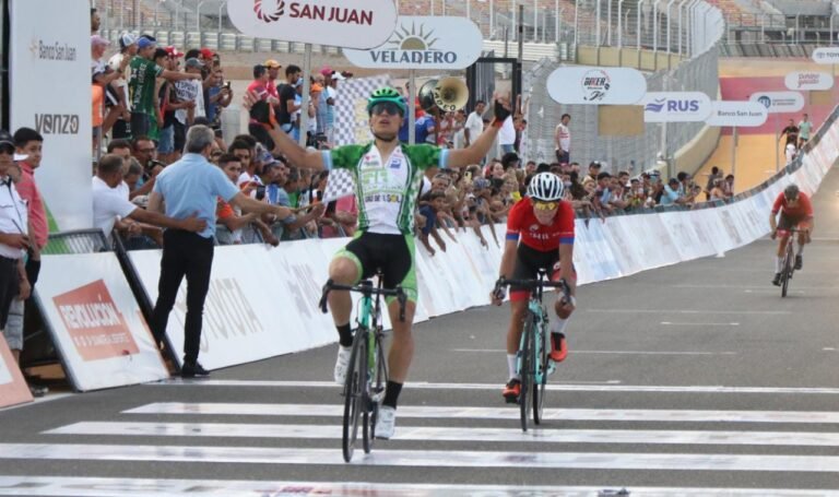 Etapa 3 - ¡final de lujo con victoria de etapa para Leonardo Cobarrubia!